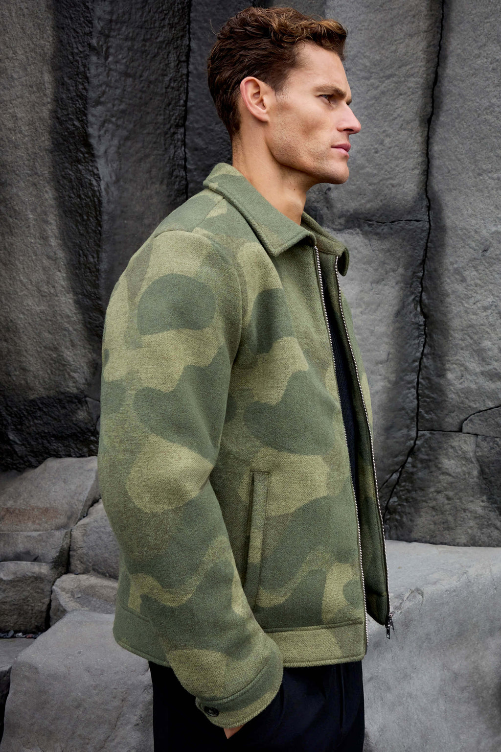 THE GIO SHACKET